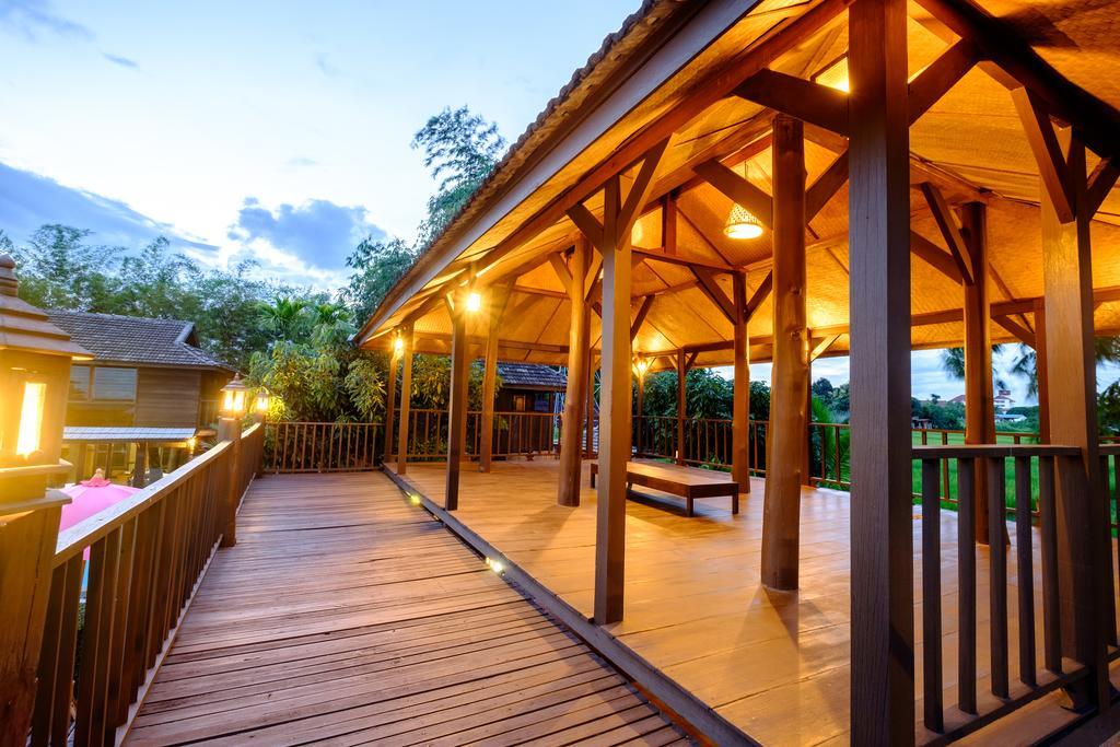 Banyen Villa San Sai Екстер'єр фото