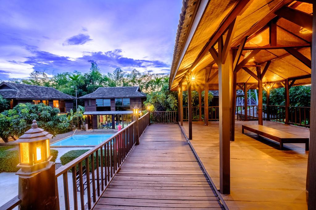Banyen Villa San Sai Екстер'єр фото