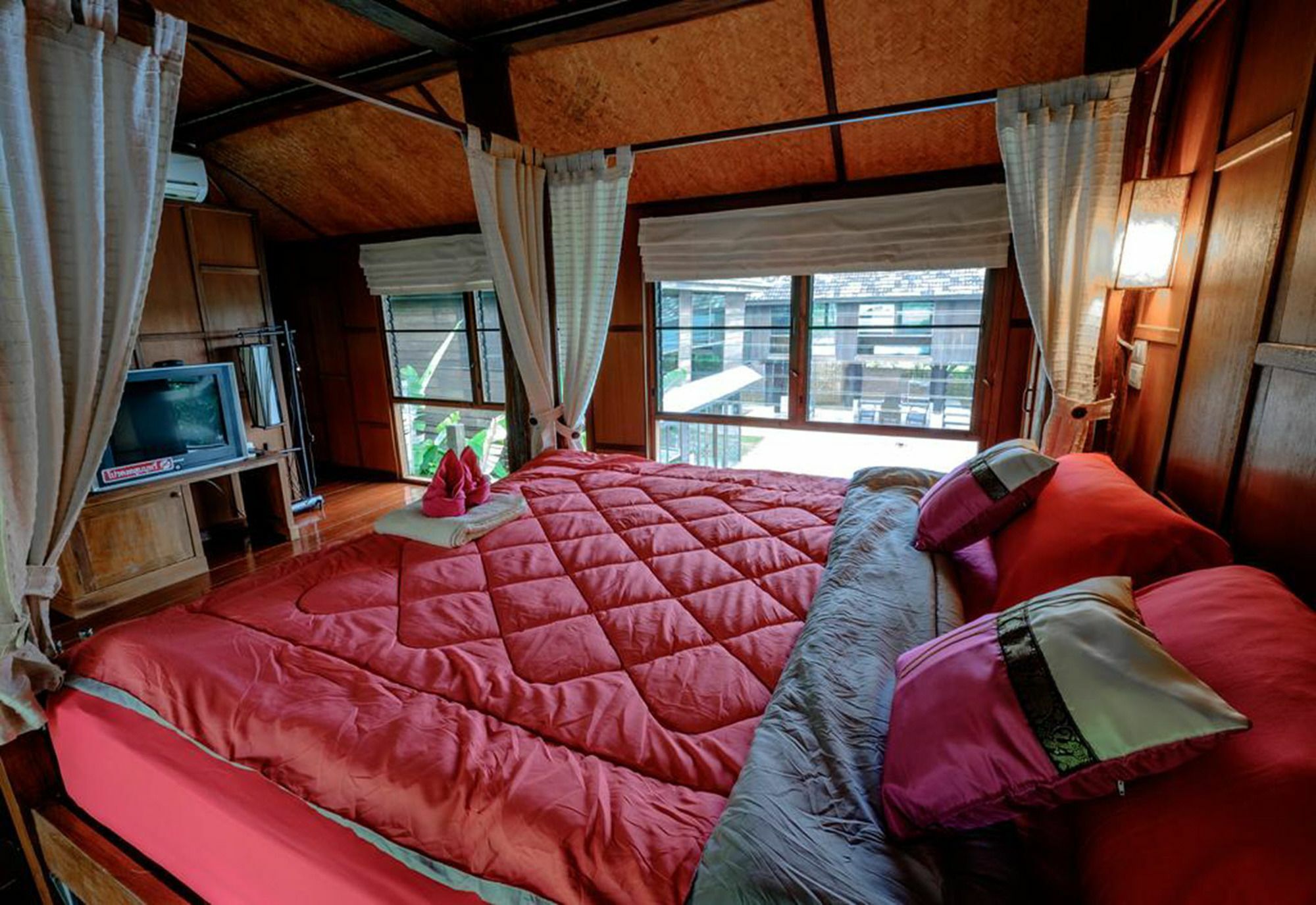Banyen Villa San Sai Екстер'єр фото